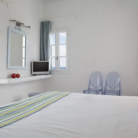 Numo Mykonos Boutique קלפטיס