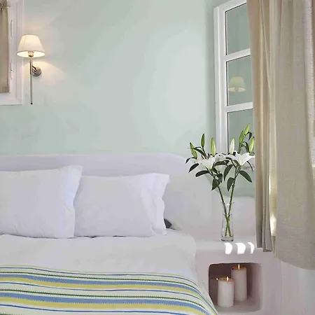 Numo Mykonos Boutique קלפטיס